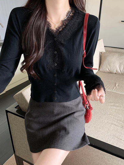 レース切り替えVネックニットトップス