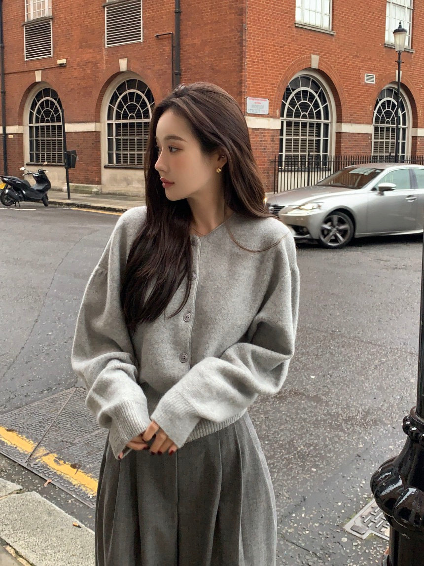 圓領單排扣長袖針織開衫