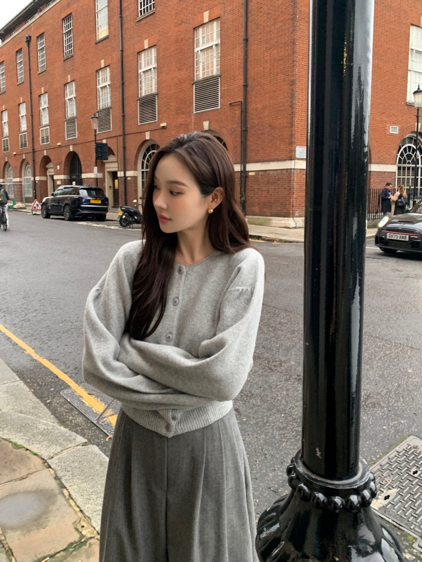 圓領單排扣長袖針織開衫