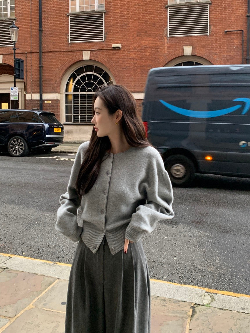 圓領單排扣長袖針織開衫