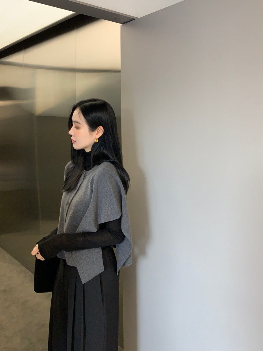 Fitted Long Sleeve Base Layer + Knitted Shawl Vest Set