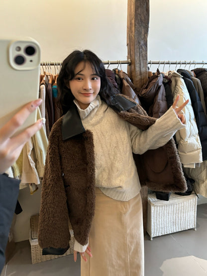 Color-blocked Turn-down Collar Single-breasted Short Jacket