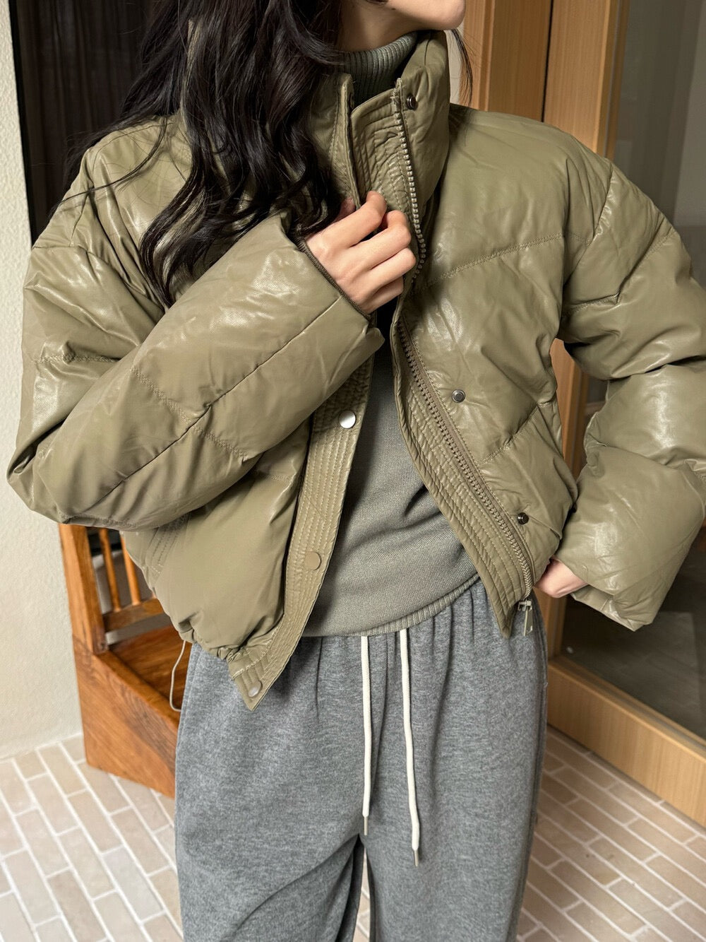 Vintage Glossy Stand Collar Down Jacket