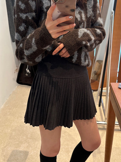 Brushed Wool Slimming Pleated Skirt