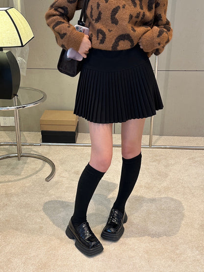 Brushed Wool Slimming Pleated Skirt