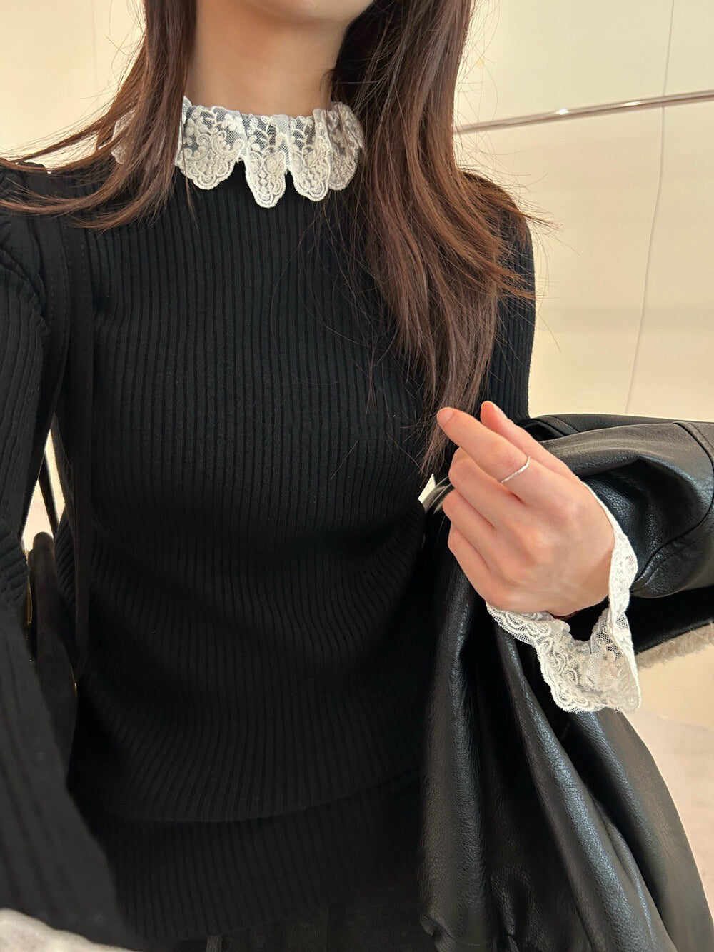 ハイネックレース切り替えトップス