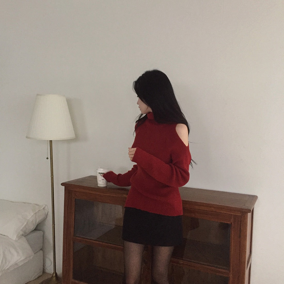 ハイネックオフショルダーロングスリーブセーター