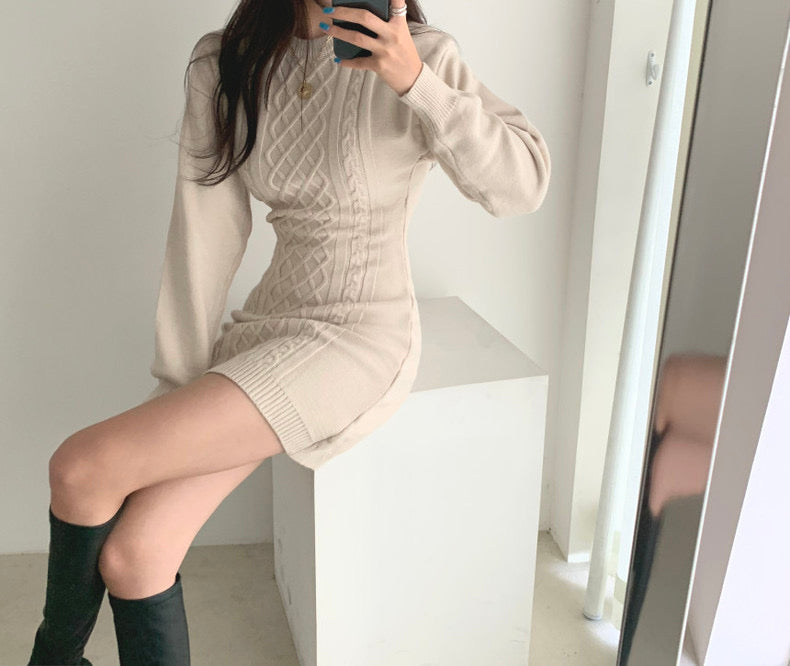 菱格紋露背修腰連身裙