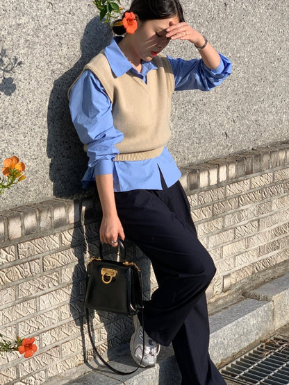 Minimalist Tie Shirt