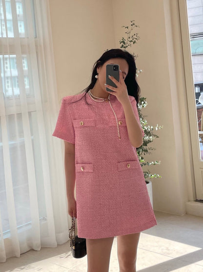 圓領寬鬆連身裙