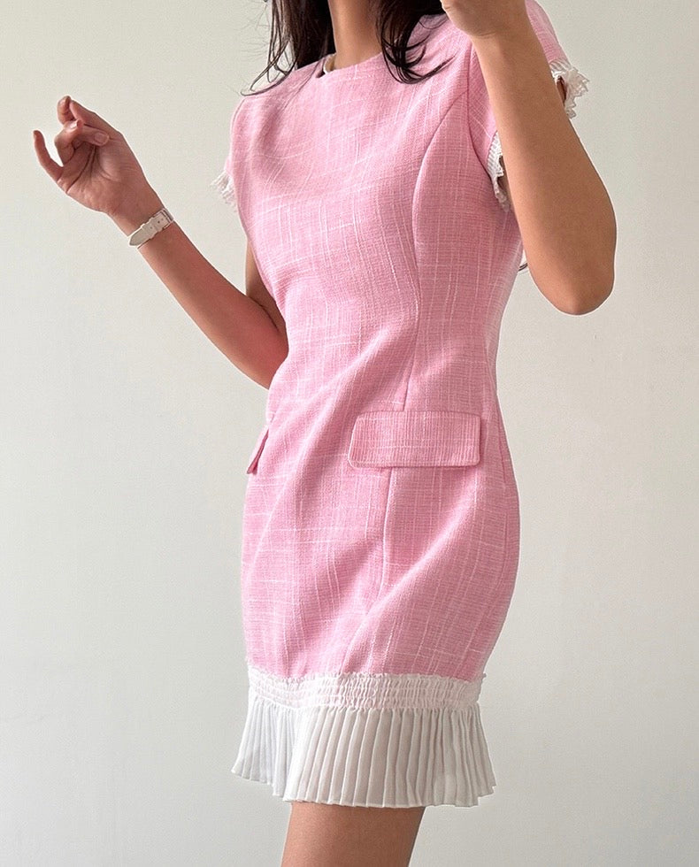 Elegant Patchwork Pleated Waist Dress