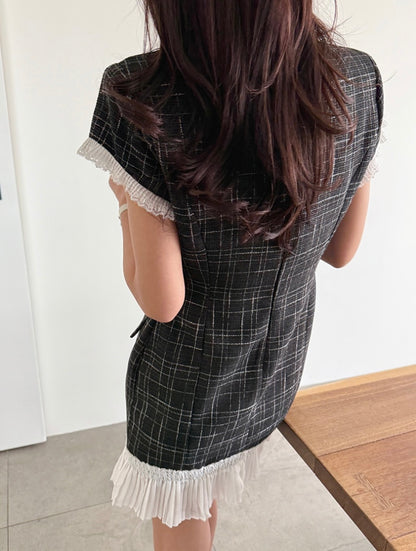 Elegant Patchwork Pleated Waist Dress