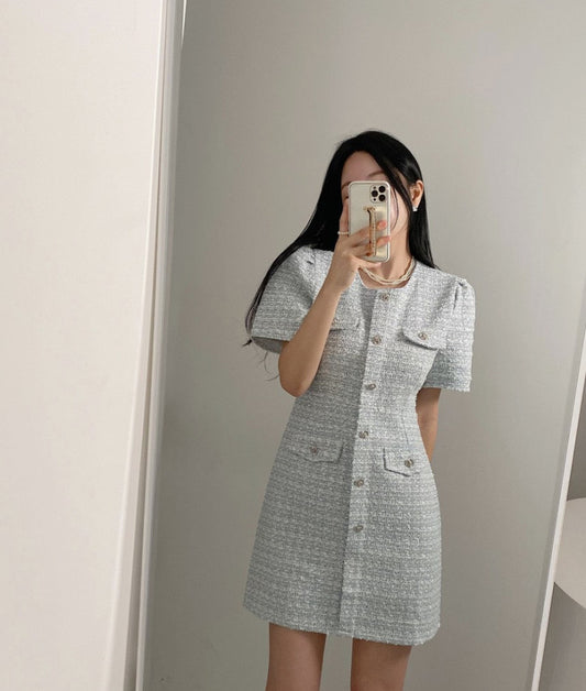 單排扣泡泡袖連身裙