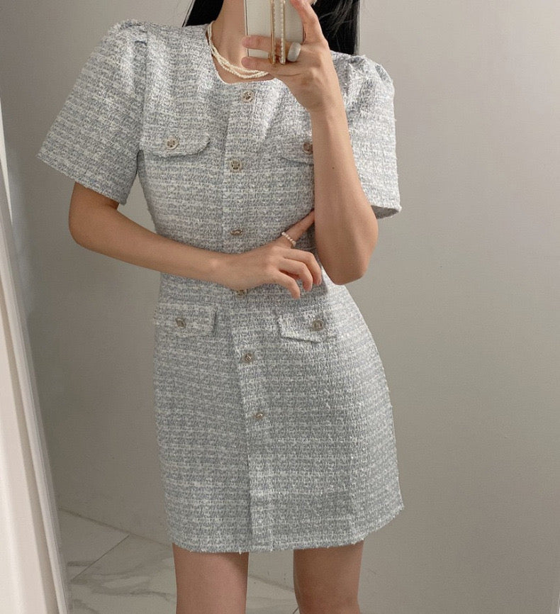 單排扣泡泡袖連身裙