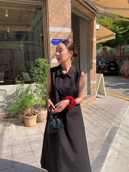 Sleeveless Dress with Large Pockets