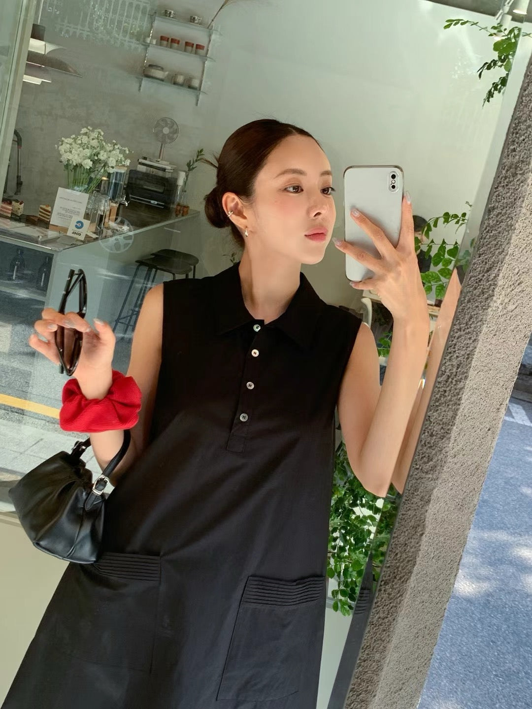 Sleeveless Dress with Large Pockets