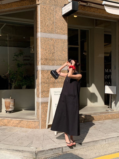 Sleeveless Dress with Large Pockets