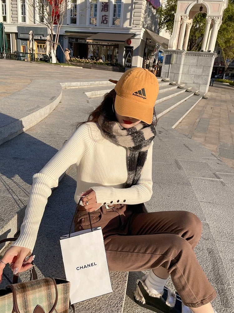 半高領設計感針織top