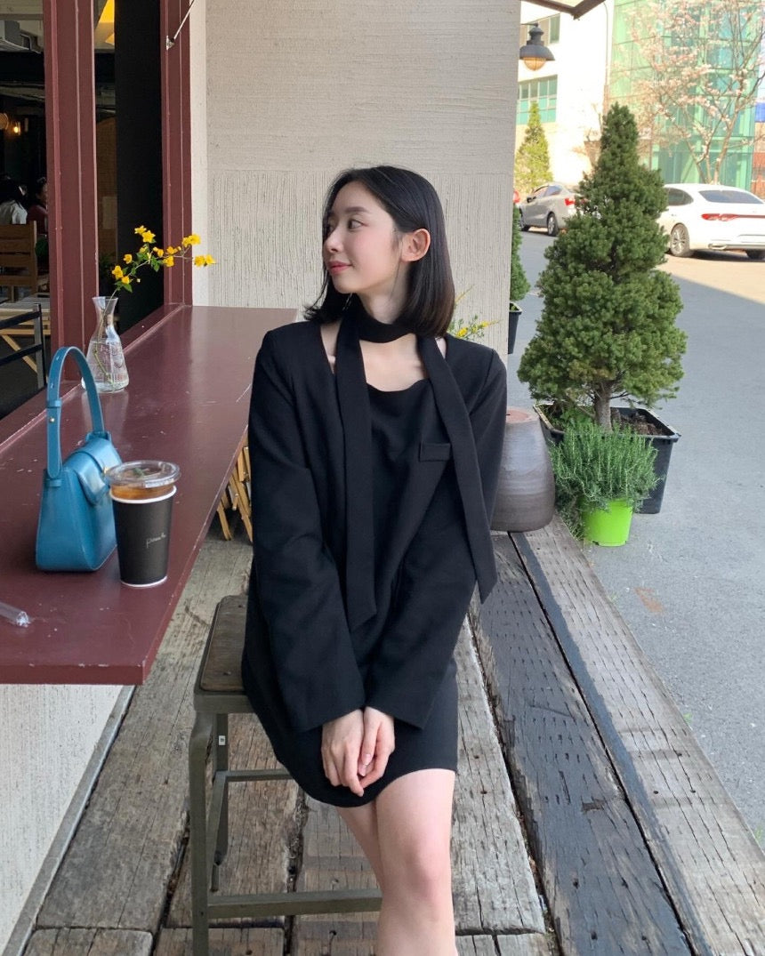 French Style Square Neck Tie Waist Dress