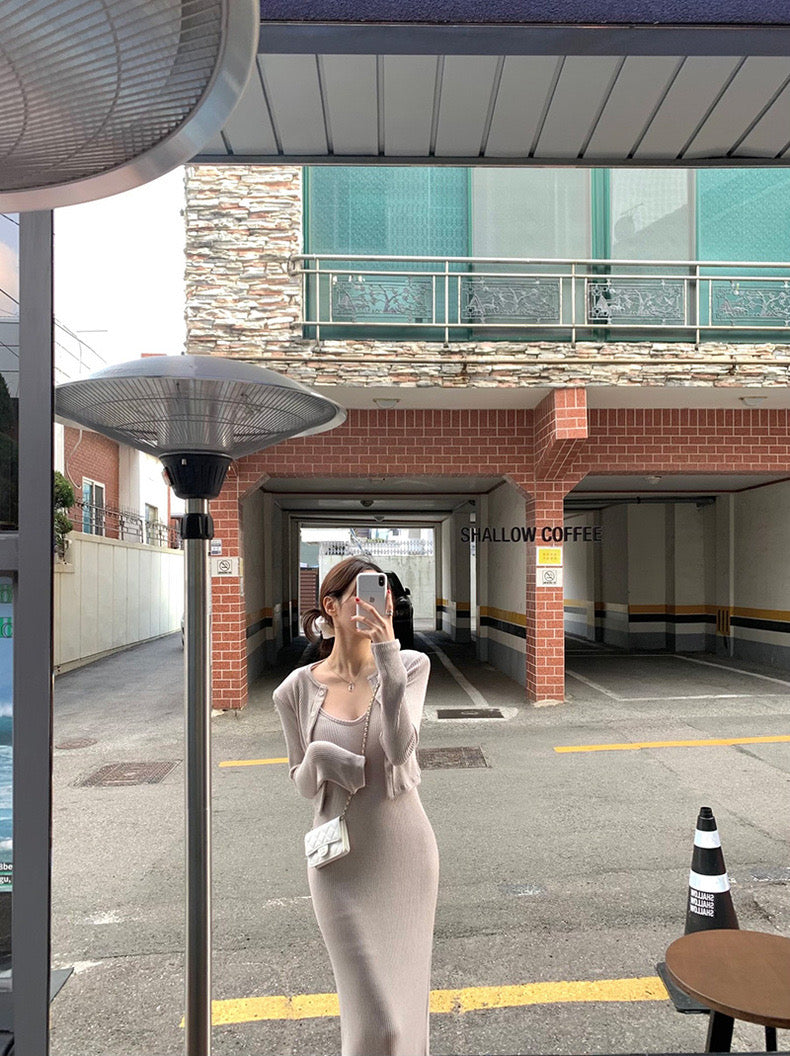 フレンチスタイルの長袖カーディガン+ニットタイトキャミソールドレスセット