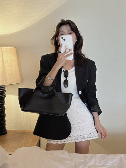 Elegant Minimalist Suit