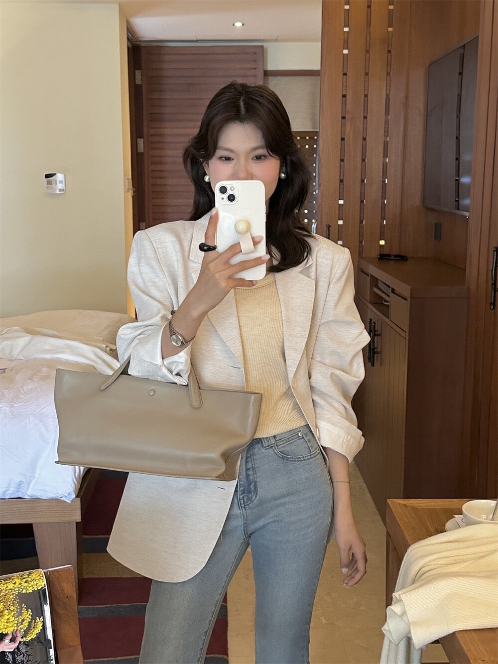 Elegant Minimalist Suit