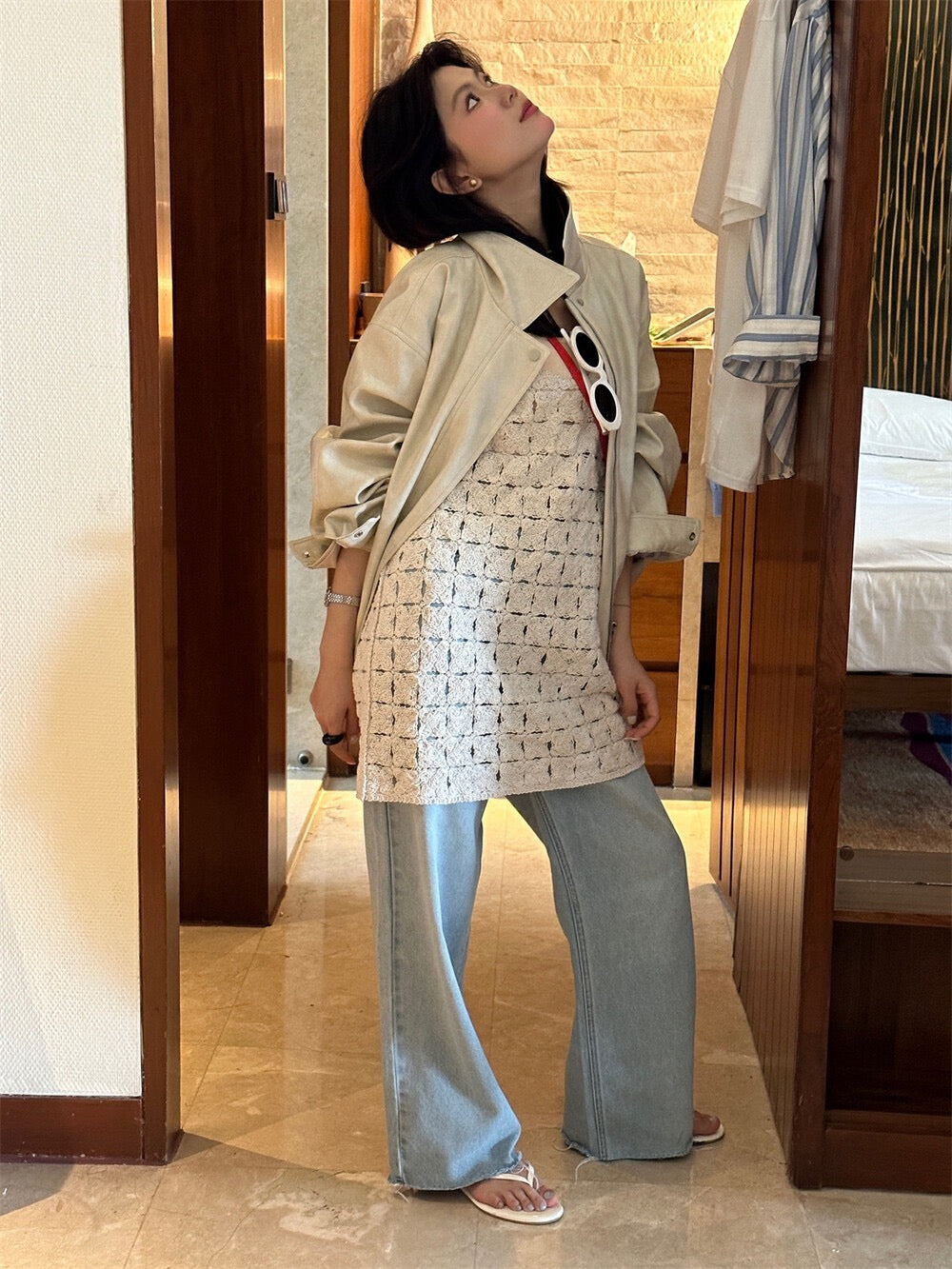 レース編みのベスト付きワンピース