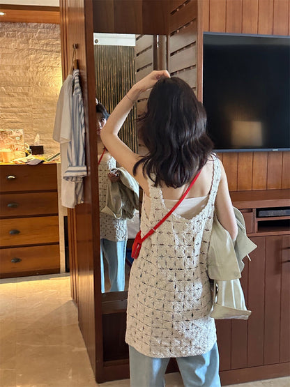 レース編みのベスト付きワンピース