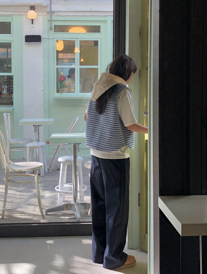 V領毛茸茸條紋馬甲