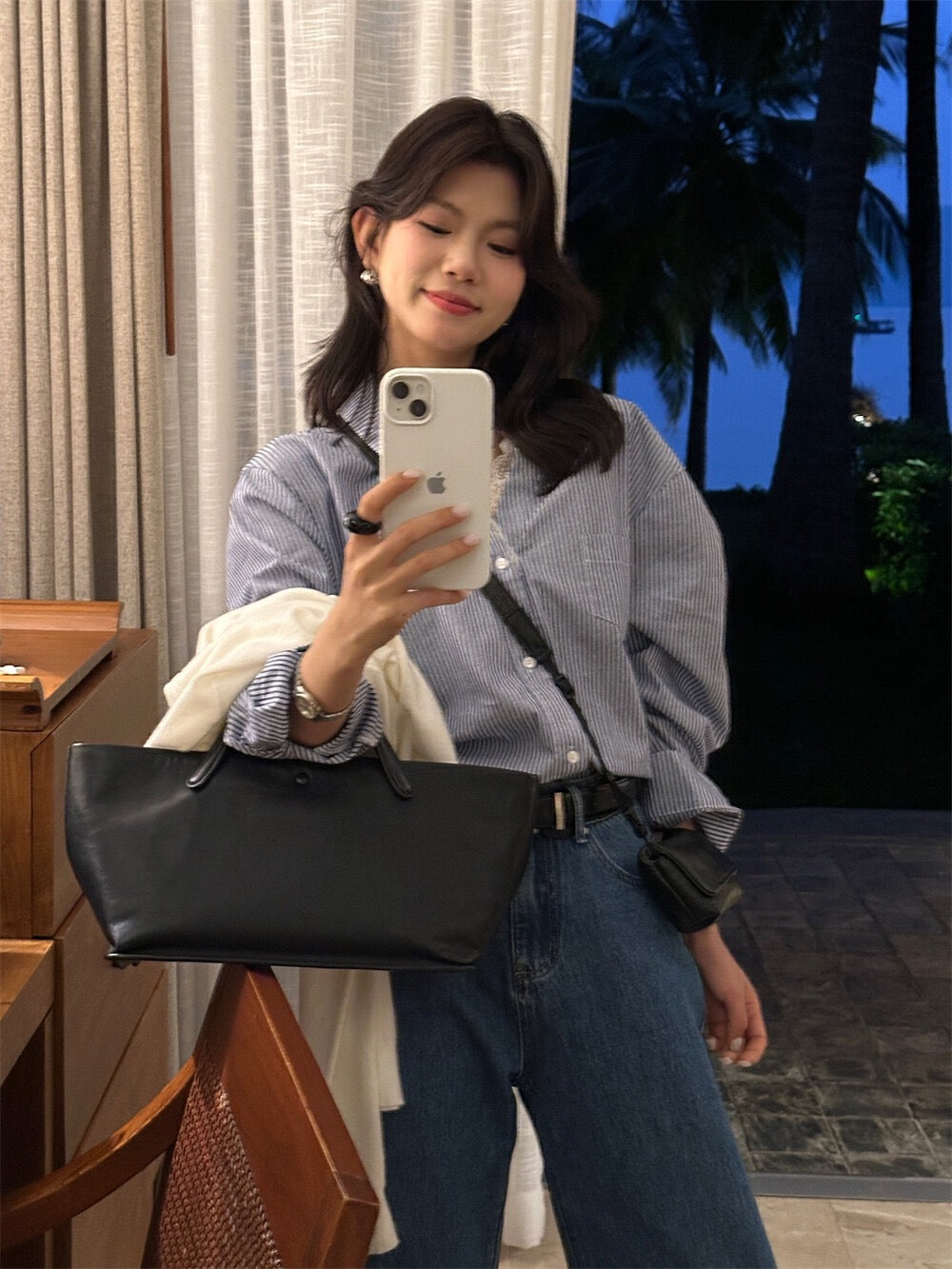 法式蕾絲拼接恤衫