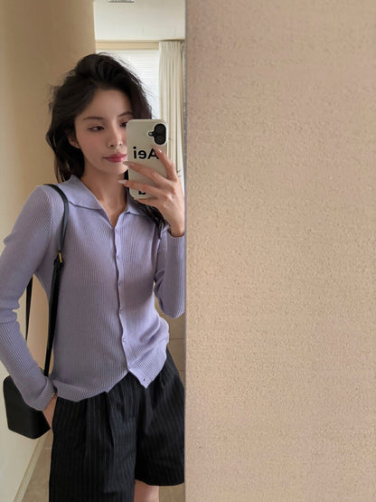 Macaron-colored small V-neck knitted top