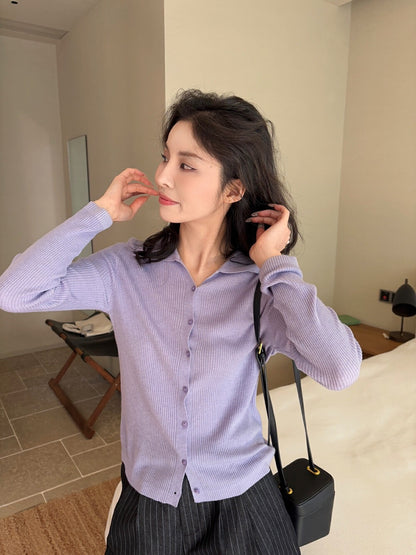 Macaron-colored small V-neck knitted top