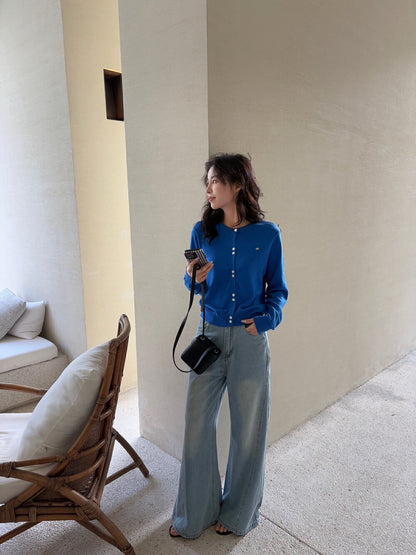 Hand-sewn Shell Button Knit Top