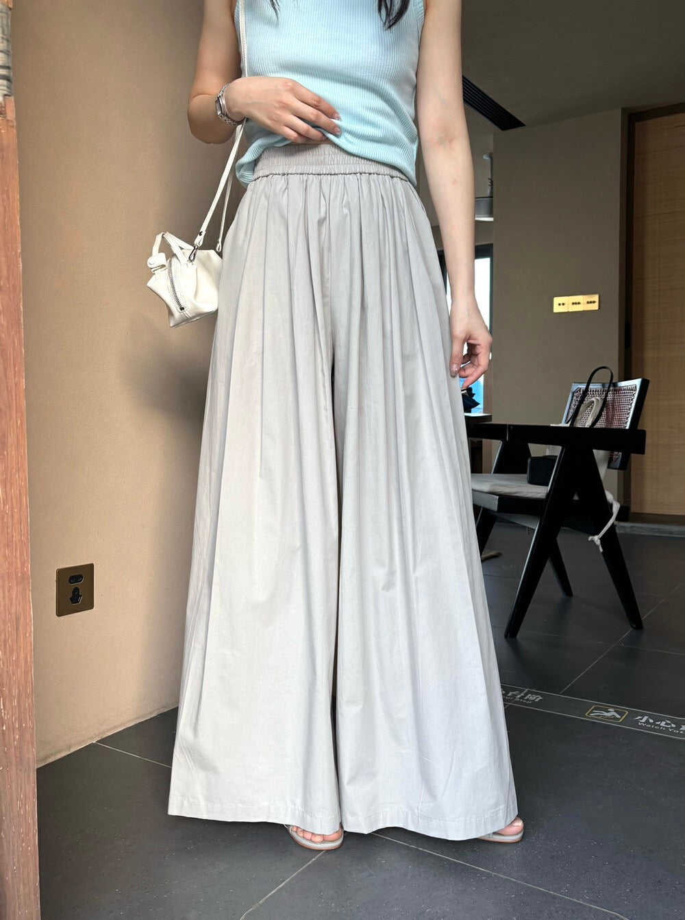 鬆弛大版闊腿休閒褲