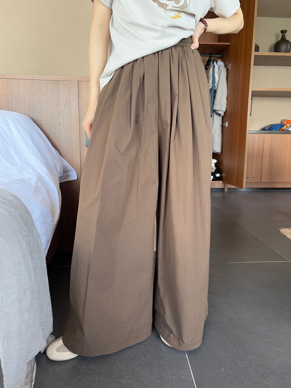 鬆弛大版闊腿休閒褲
