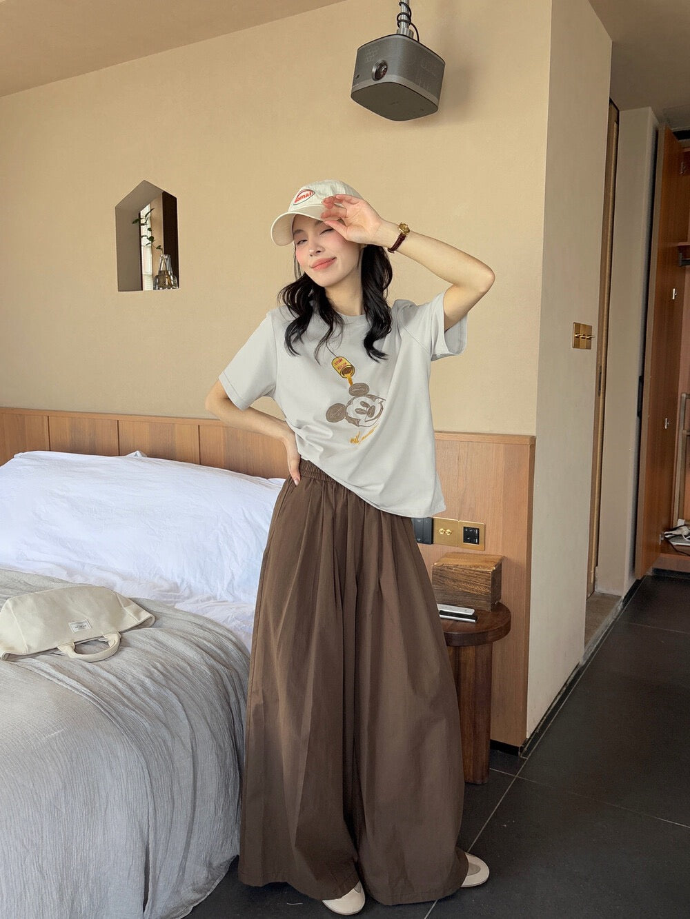 鬆弛大版闊腿休閒褲