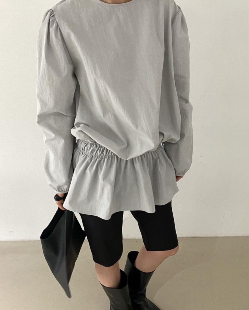 Round-neck tie-up shirt