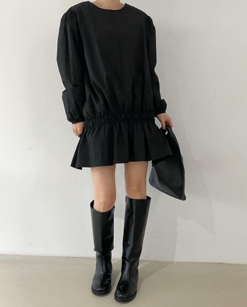 Round-neck tie-up shirt