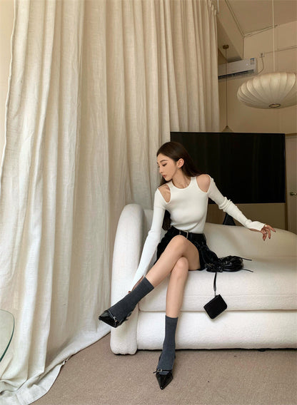 透かし彫りフィットニットトップス