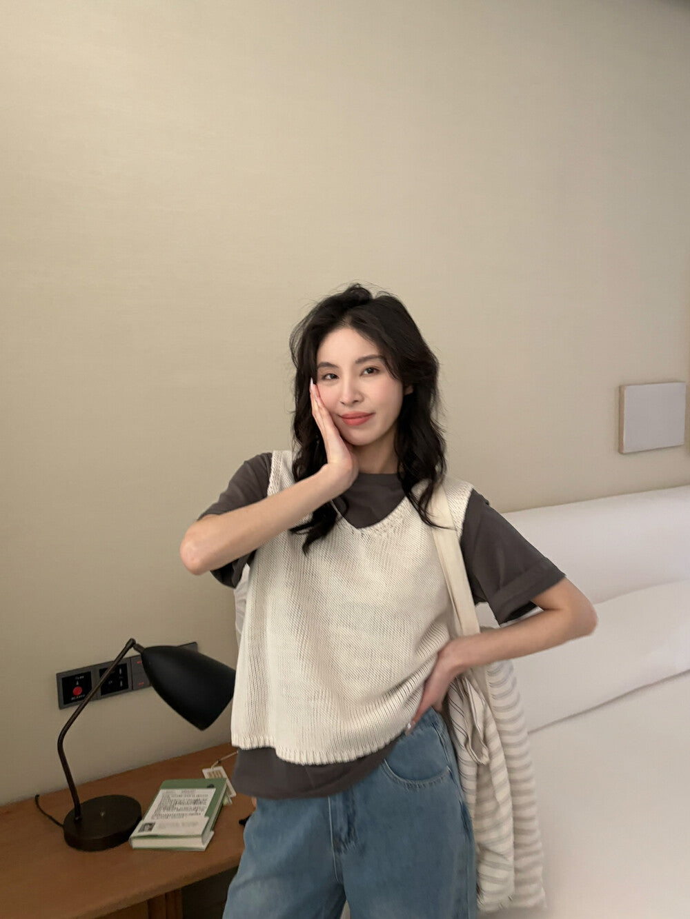 V領疊穿針織馬甲