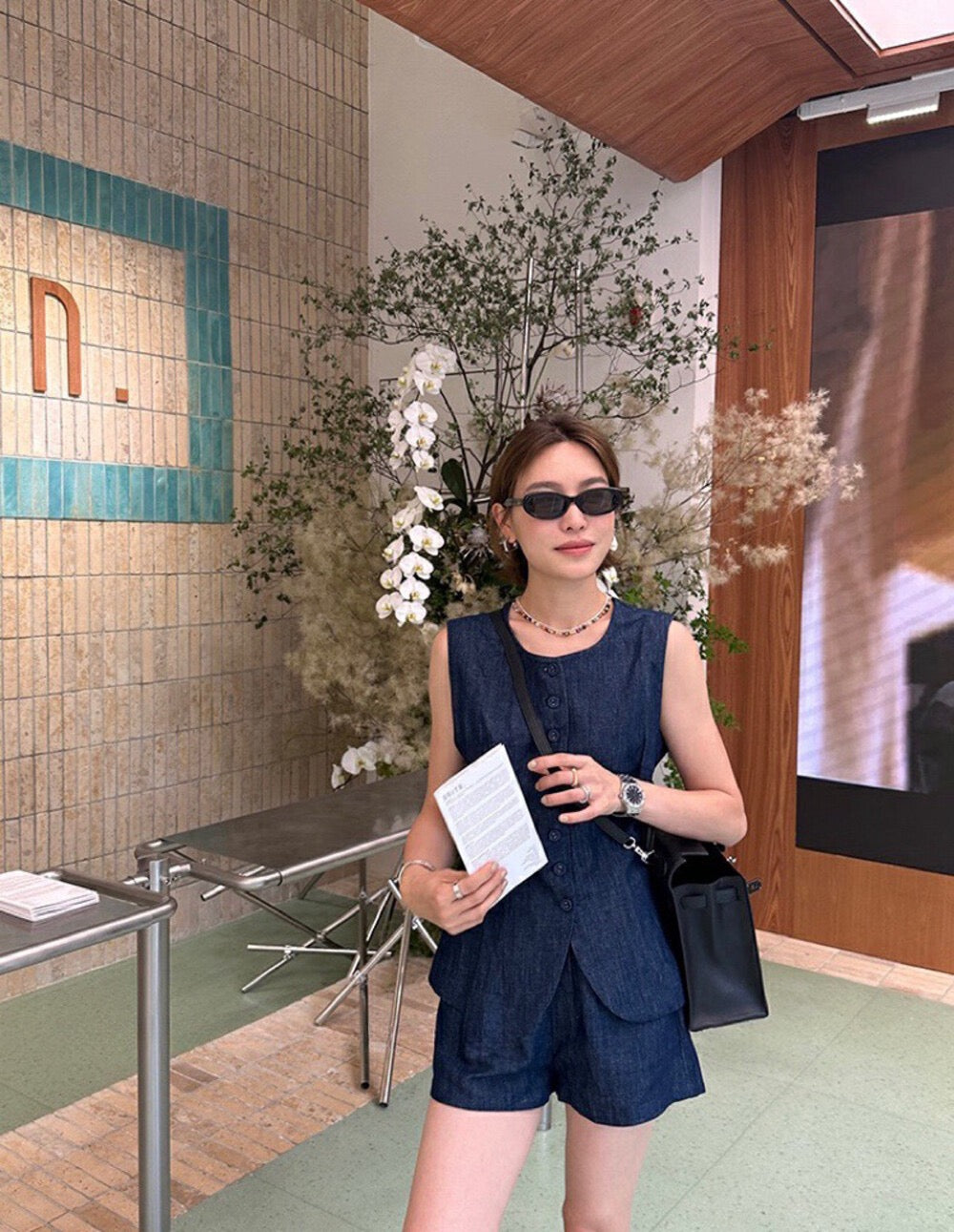 Minimalist Loose Vest + Wide-leg Denim Shorts Set