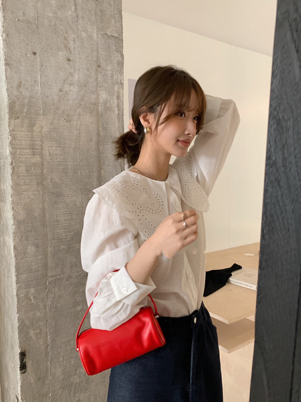 花邊領鏤空恤衫