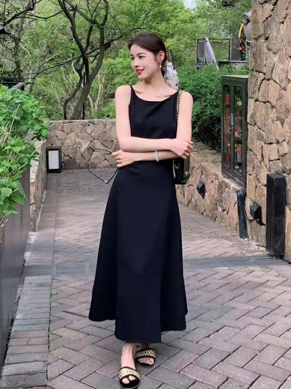 斜紋肌理收腰連身裙