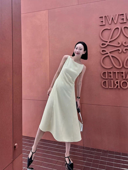 斜紋肌理收腰連身裙