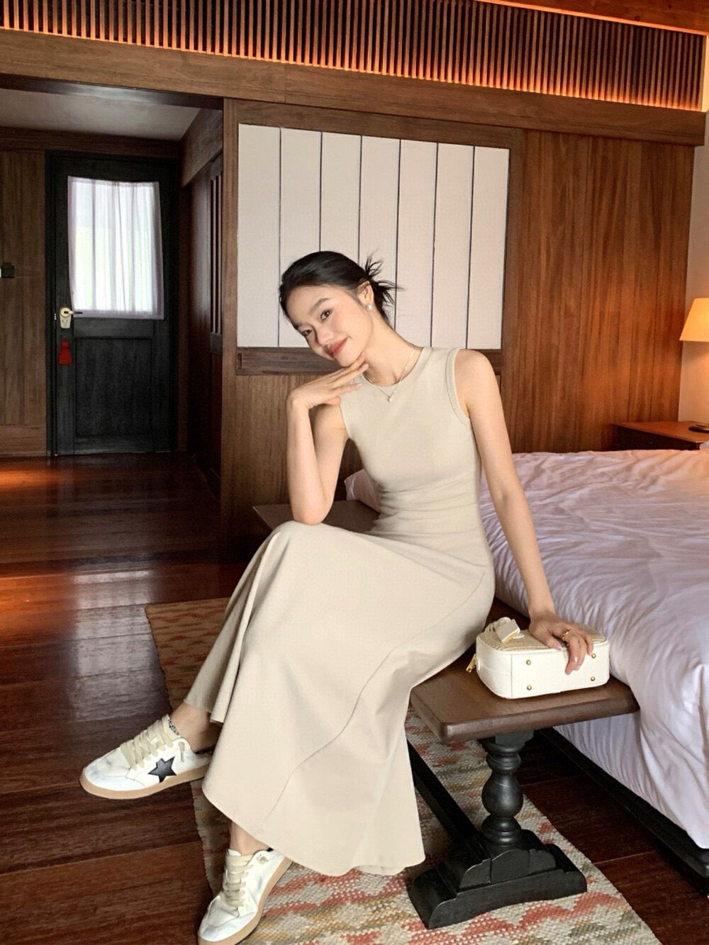 圓領顯瘦背心連身裙