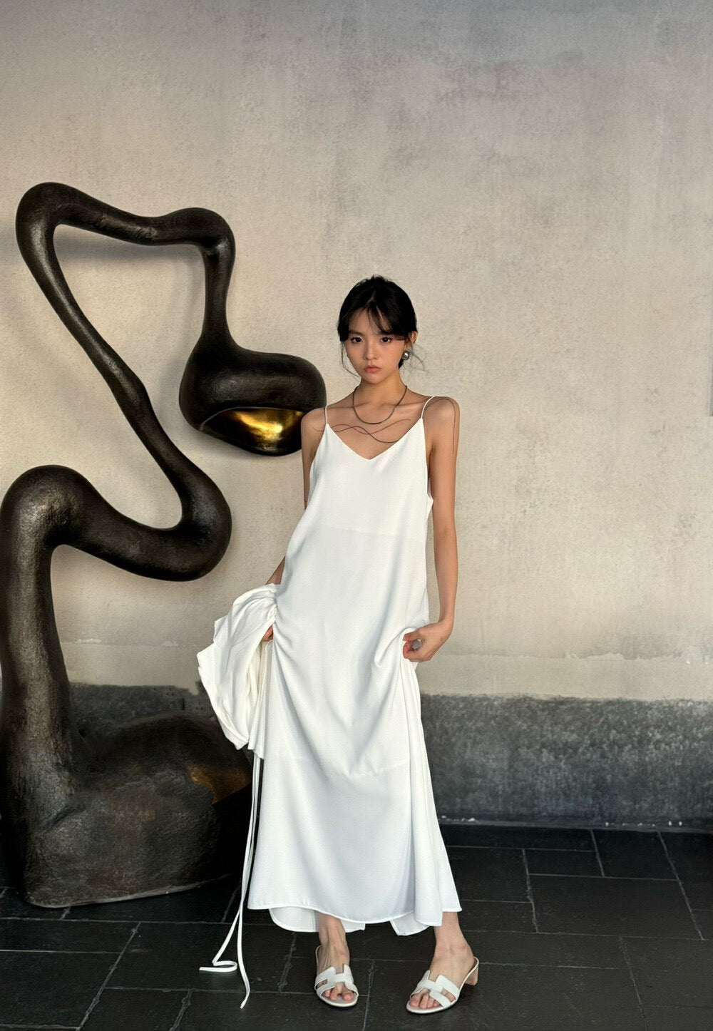 優雅極簡連身裙