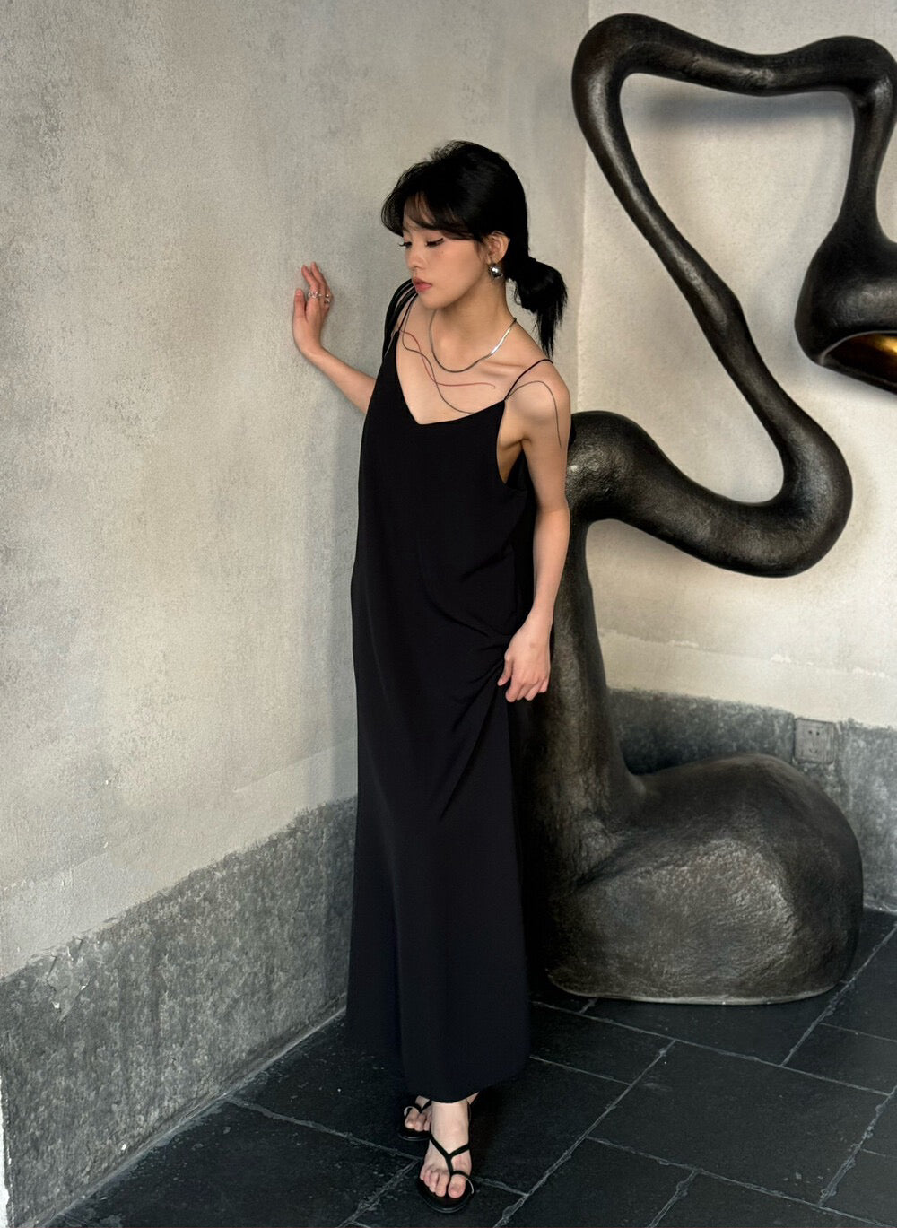 優雅極簡連身裙