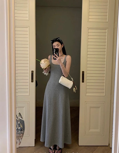 蕾絲拼接收腰A字連身裙