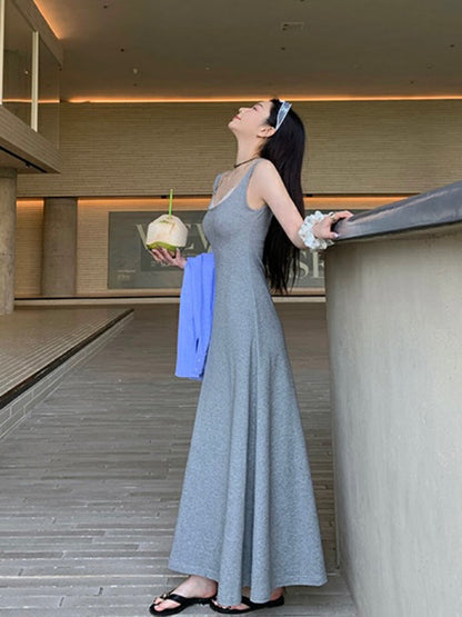 蕾絲拼接收腰A字連身裙