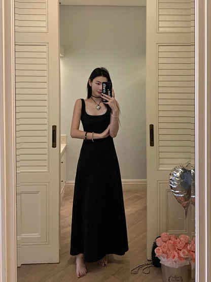 蕾絲拼接收腰A字連身裙